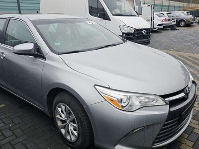 gebraucht Toyota Camry 2,5i Automatik Netto 7500