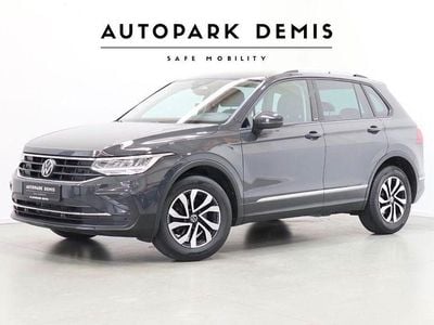Grau Gebraucht 2022 VW Tiguan Active SUV | 22.555 € (Guter Preis)