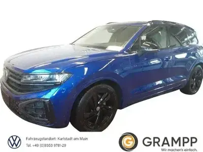 Second-hand VW Touareg R-line 286 CP (210 kW) 2025 Albastru SUV