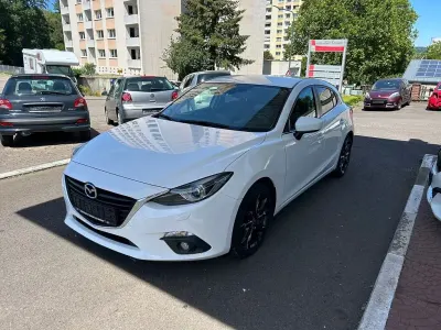 Gebraucht Mazda 3 Nakama 105 PS (77 kW) 2016 Weiß Limousine