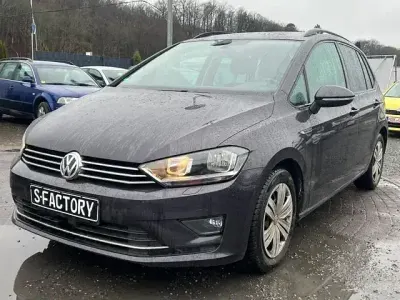 Używany VW Golf VII LOUNGE 110 KM (80 kW) 2016 Andere Sedan/Limuzyna