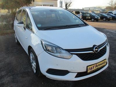 Gebraucht Opel Zafira Edition 170 PS (125 kW) 2017 Weiß Van / Kleinbus