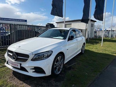 Gebraucht Mercedes C300e AMG 306 PS (225 kW) 2021 Weiß Limousine