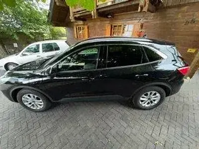Gebraucht Ford Kuga Titanium 224 PS (164 kW) 2023 Schwarz SUV