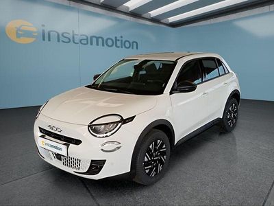 Neu Fiat 600 Business 110 PS (80 kW) 2025 Weiß SUV