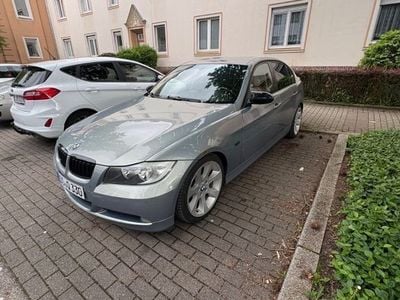 BMW 325
