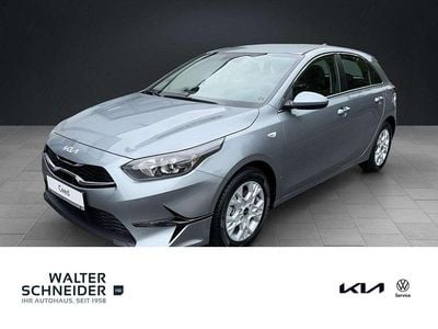 Lunar silver met. Gebraucht 2025 Kia Ceed Vision Kleinwagen | 18.990 € (Guter Preis)