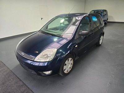 Usata Ford Fiesta 80 CV (58 kW) 2005 Blu Utilitaria