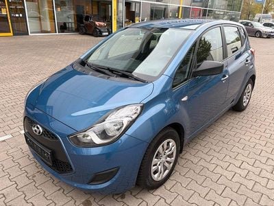 Second-hand Hyundai ix20 Classic 90 CP (66 kW) 2015 Albastru Hatchback