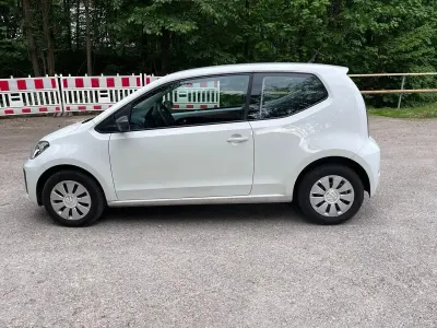 Gebraucht VW up! 65 PS (47 kW) 2021 Weiß Kleinwagen