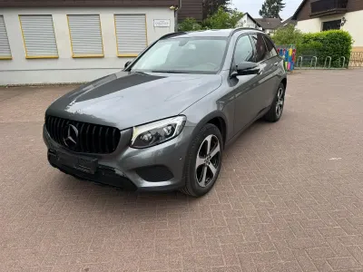 Używany Mercedes GLC220 2017 Szary SUV