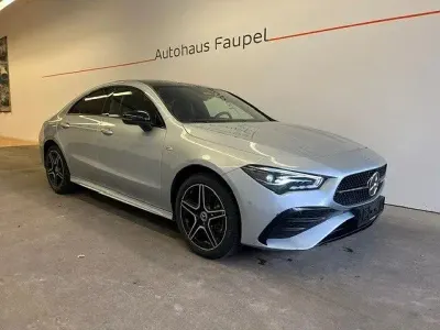 Gebraucht Mercedes CLA250 AMG line 163 PS (119 kW) 2025 Silber Coupé
