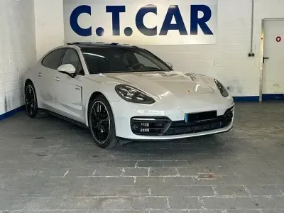 Gebraucht Porsche Panamera 4 E-Hybrid Platinum Edition 462 PS (339 kW) 2022 Grau Kleinwagen