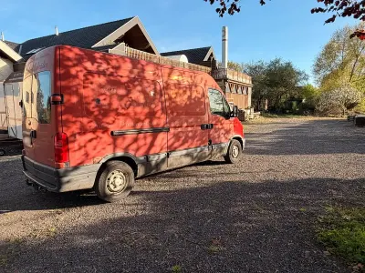 Occasion Renault Master 80 ch (58 kW) 2000 Rouge Monospace