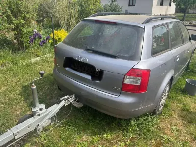 Używany Audi A4 131 KM (96 kW) 2004 Szary Kombi