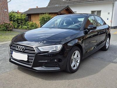 Gebraucht Audi A3 Design 150 PS (110 kW) 2019 Schwarz Limousine
