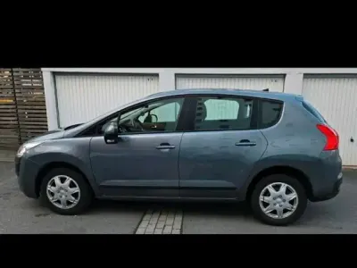 Gebraucht Peugeot 3008 Active 120 PS (88 kW) 2011 Grau Kombi