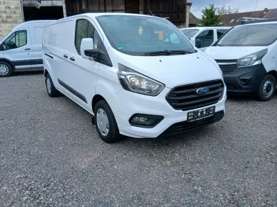 Gebraucht Ford Transit Custom 131 PS (96 kW) 2018 Weiß Van / Kleinbus
