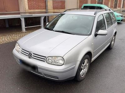 Usata VW Golf IV 105 CV (77 kW) 2001 Argento Station wagon