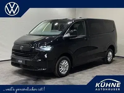 Second-hand VW Caravelle Life 150 CP (110 kW) 2025 Negru Van