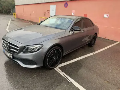 Gebraucht Mercedes E450 Avantgarde 367 PS (269 kW) 2019 Limousine