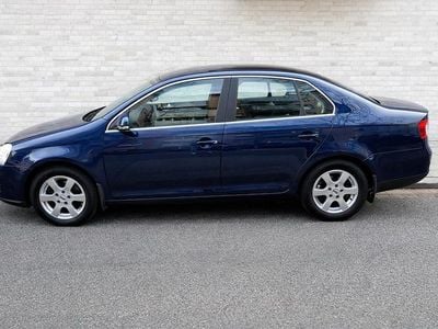Gebraucht VW Jetta 116 PS (85 kW) 2007 Blau Limousine