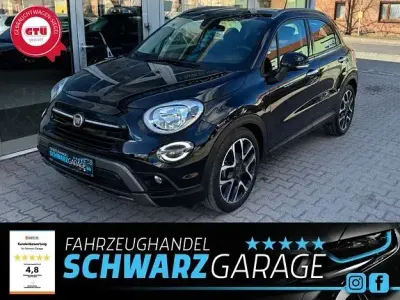 Gebraucht Mercedes C300 120 PS (88 kW) 2021 Schwarz Limousine