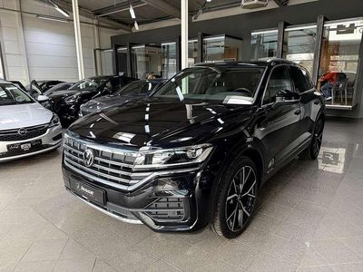 Gebraucht VW Touareg R-line 286 PS (210 kW) 2022 Deep black perleffekt SUV