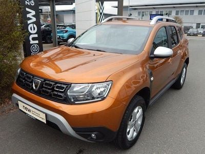Gebraucht Dacia Duster Comfort 114 PS (83 kW) 2019 Orange SUV