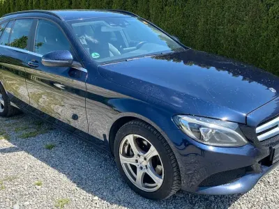 Gebraucht Mercedes C220 170 PS (125 kW) 2017 Blau Kombi