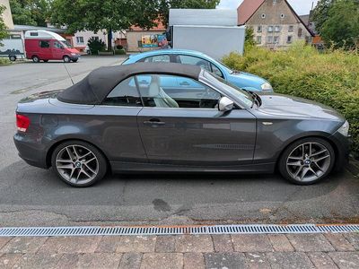 Gebraucht BMW 123 Cabriolet M Sport 204 PS (150 kW) 2013 Grau Cabrio