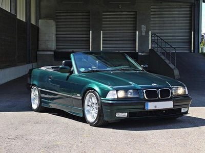 Gebraucht BMW 328 Cabriolet Sport Line 193 PS (141 kW) 1998 Grün Cabrio