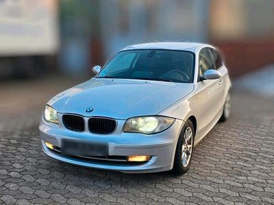Gebraucht BMW 116 122 PS (89 kW) 2007 Grau Kleinwagen