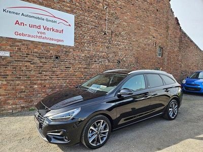 Gebraucht Hyundai i30 Edition 30+ 160 PS (117 kW) 2022 Schwarz Kombi