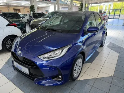 Brugt Toyota Yaris Team 125 HK (91 kW) 2021 Blå Hatchback