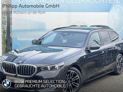 Grau Gebraucht 2024 BMW 520 Comfort Edition Kombi | 50.279 € (Superpreis)