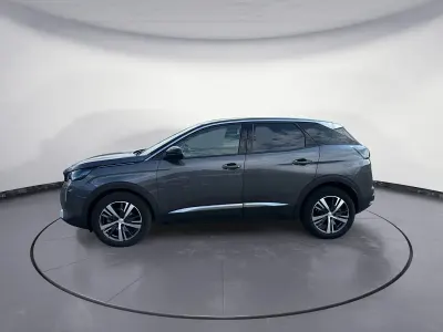 Gebraucht Peugeot 3008 Allure 131 PS (96 kW) 2023 Silber SUV