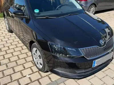 Gebraucht Skoda Fabia 90 PS (66 kW) 2016 Schwarz Limousine