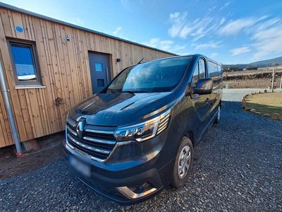 Gebraucht Renault Trafic Life 110 PS (80 kW) 2021 Grau Van / Kleinbus