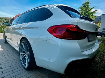 Gebraucht BMW 320 Sport Line 400 PS (294 kW) 2020 Weiß Kombi