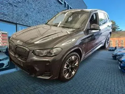 Gebraucht BMW iX3 Impressive 210 kW (286 PS) 2022 Grau SUV