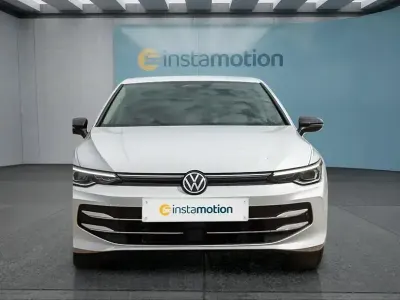 Gebraucht VW Golf VIII 2025 Weiss Limousine