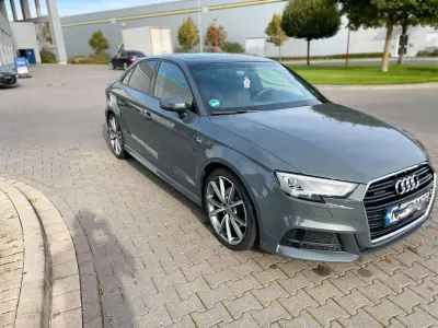 Gebraucht Audi A3 Design 190 PS (139 kW) 2017 Grau Limousine