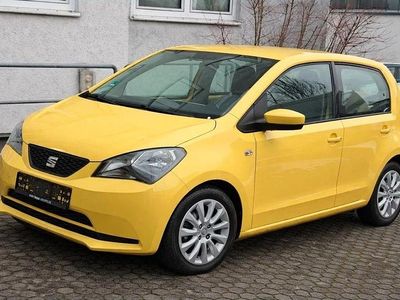 Begagnad Seat Mii 60 HK (44 kW) 2017 Gul Halvkombi