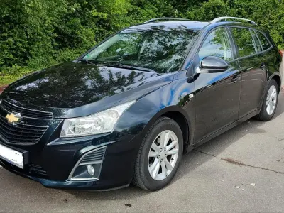 Gebraucht Chevrolet Cruze 140 PS (102 kW) 2013 Schwarz Kombi