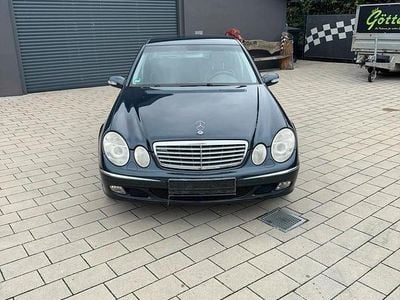Mercedes E320