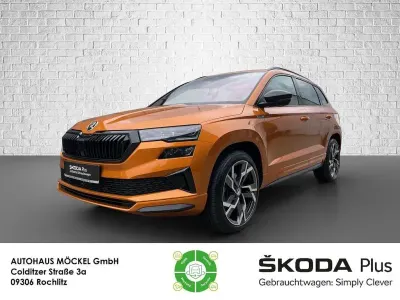 Gebraucht Skoda Karoq SportLine 190 PS (139 kW) 2023 Phoenixorange premium metallic SUV