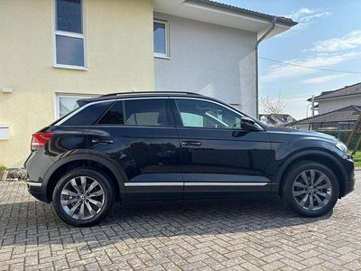 Second-hand VW T-Roc Sport 150 CP (110 kW) 2021 Negru SUV