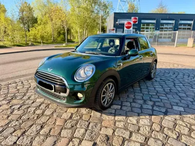 Gebraucht Mini Cooper D 116 PS (85 kW) 2017 Grün Kleinwagen