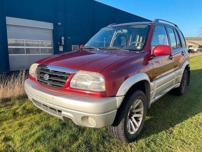 Rot Gebraucht 2005 Suzuki Grand Vitara Comfort SUV | 1.700 € (Superpreis)